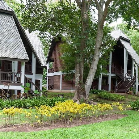 Royal Ping Garden And Resort Mae Taeng Exteriör bild