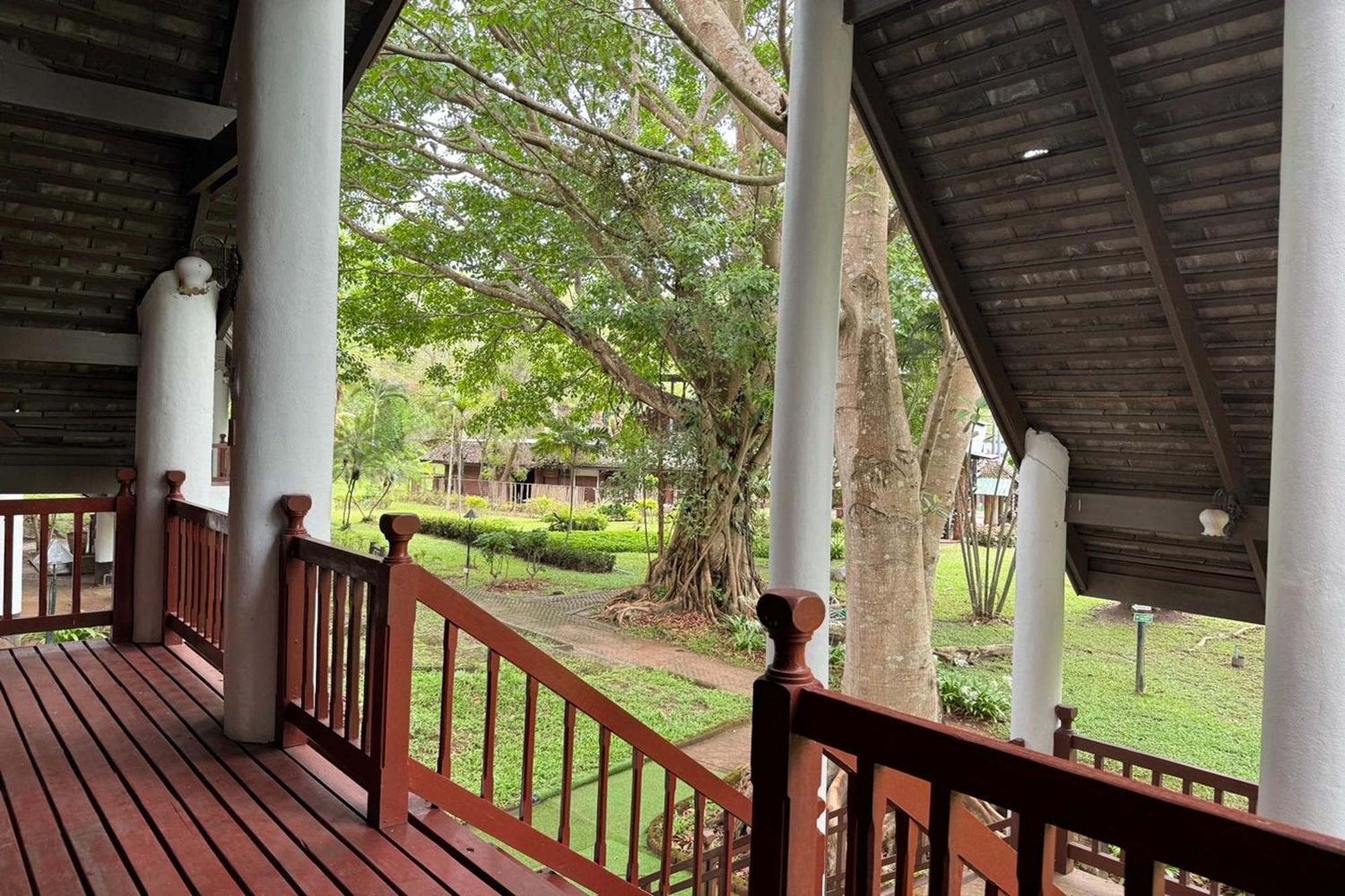 Royal Ping Garden And Resort Mae Taeng Exteriör bild