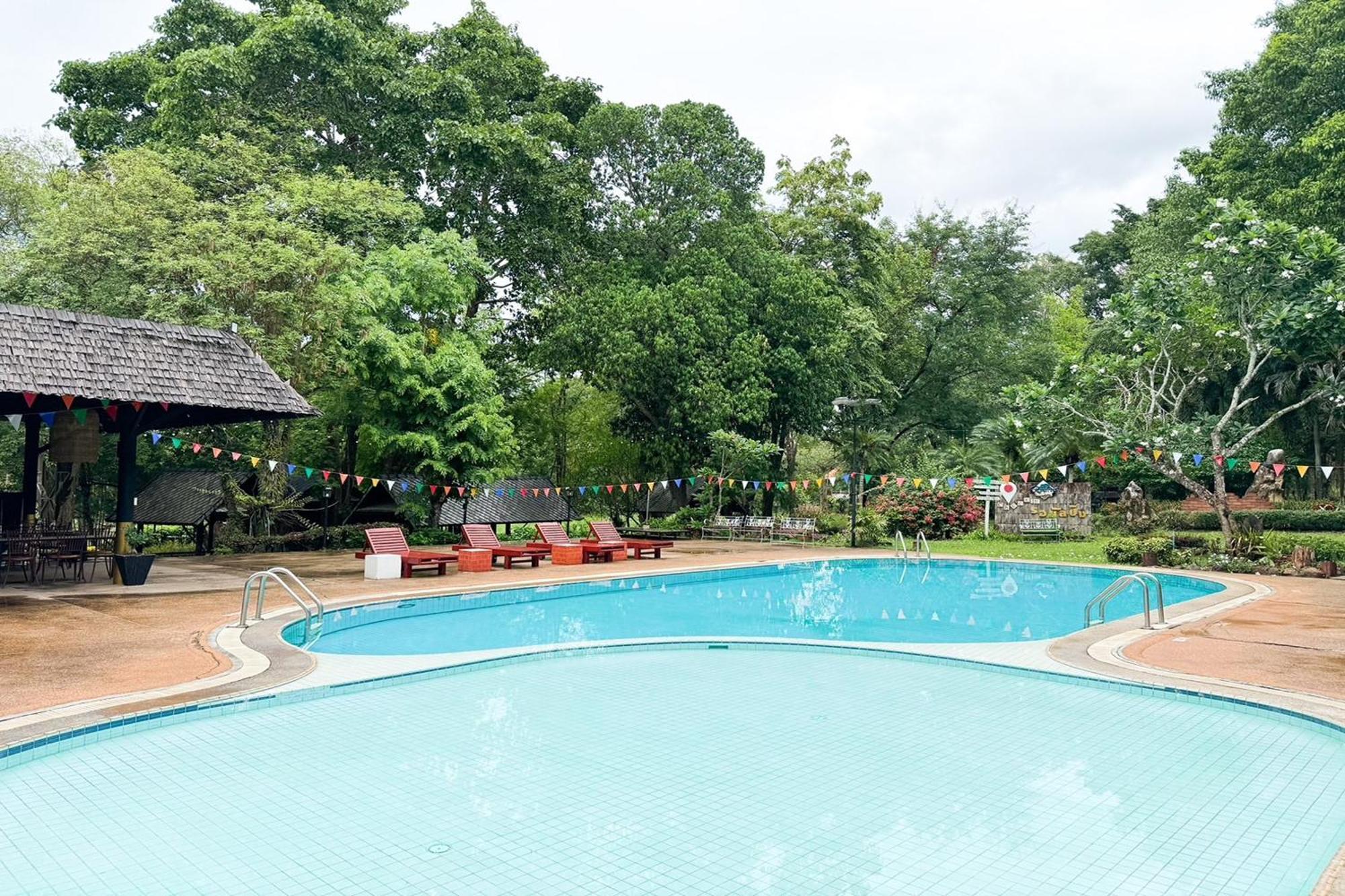 Royal Ping Garden And Resort Mae Taeng Exteriör bild