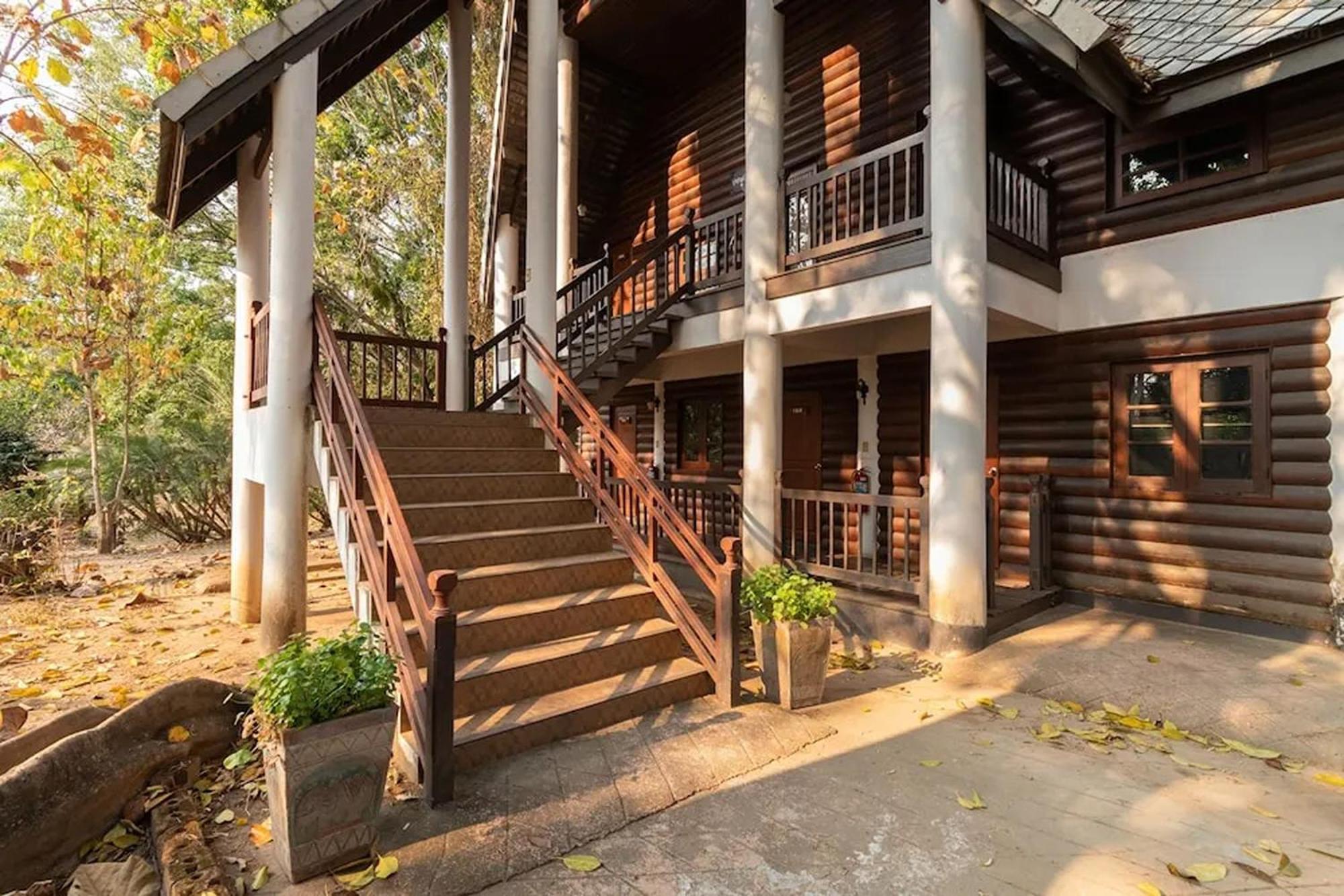 Royal Ping Garden And Resort Mae Taeng Exteriör bild